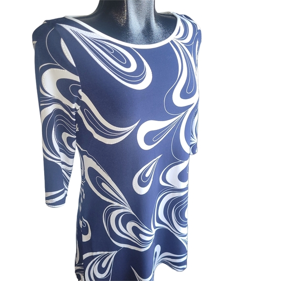 Michael Tyler Navy and White Swirl Pattern Top S - Picture 2 of 6